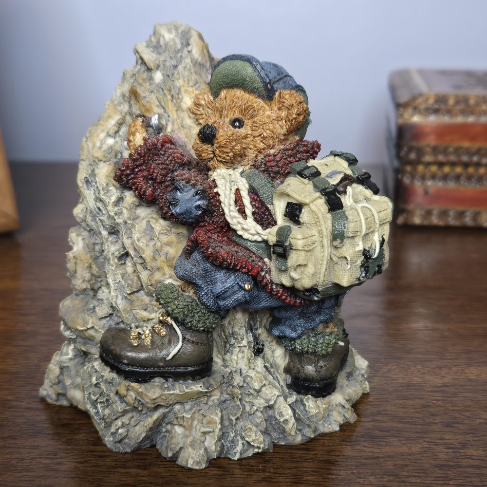 Vintage 1996 Sir Edmund Bear Mountain Climber Figurine Inspirational Quote